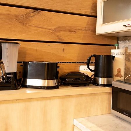 Nata Apartment 4 Stars Ровин Екстериор снимка